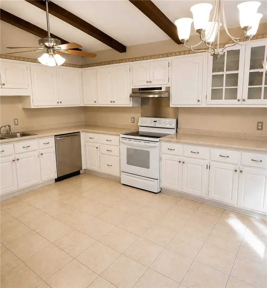 Spacious open kitchen