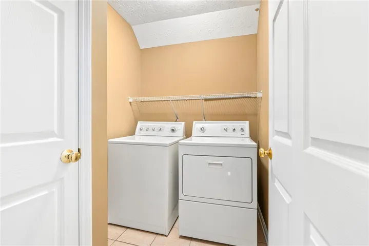 2428 E University Drive 304, Auburn, Alabama 36830