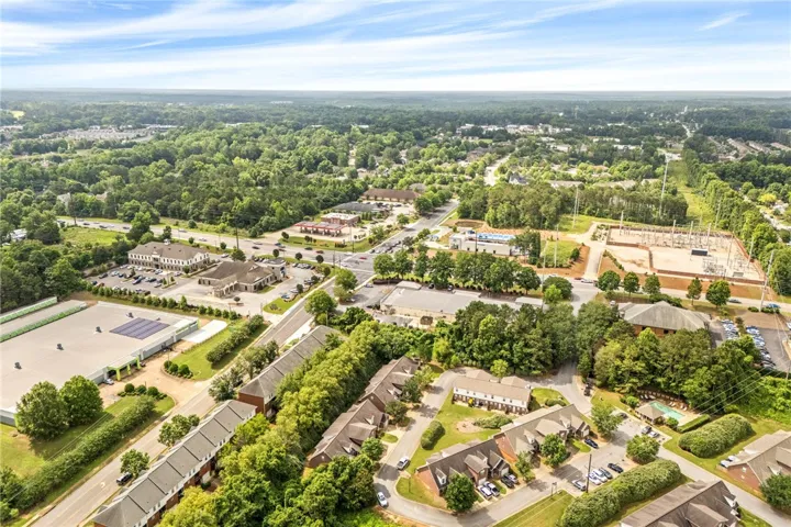 2428 E University Drive 304, Auburn, Alabama 36830