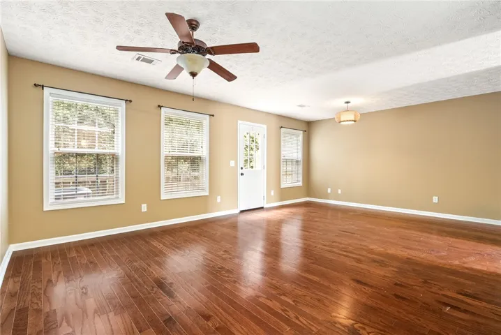 2428 E University Drive 304, Auburn, Alabama 36830