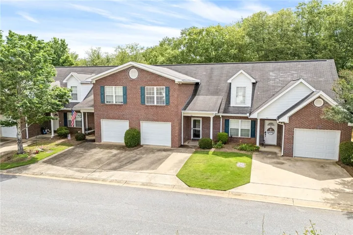 2428 E University Drive 304, Auburn, Alabama 36830
