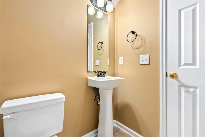 2428 E University Drive 304, Auburn, Alabama 36830