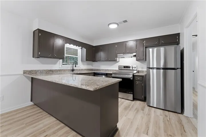 2503 Greenbriar Street, Opelika, Alabama 36801