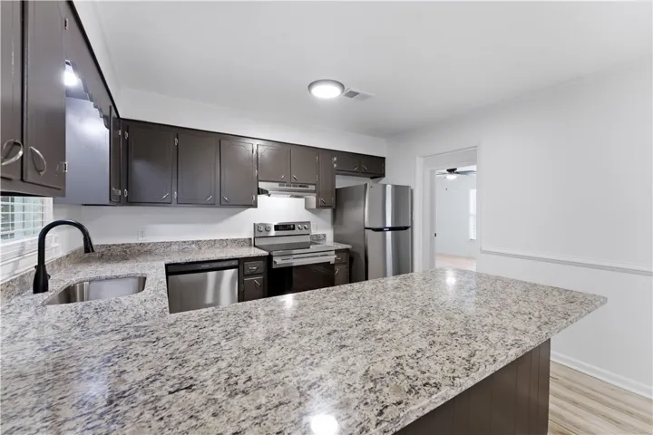 2503 Greenbriar Street, Opelika, Alabama 36801