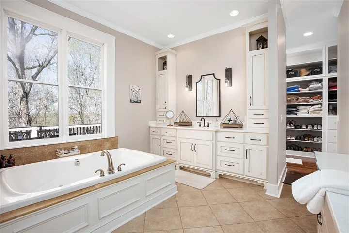 1337 Placid Wood Road, Auburn, Alabama 26830