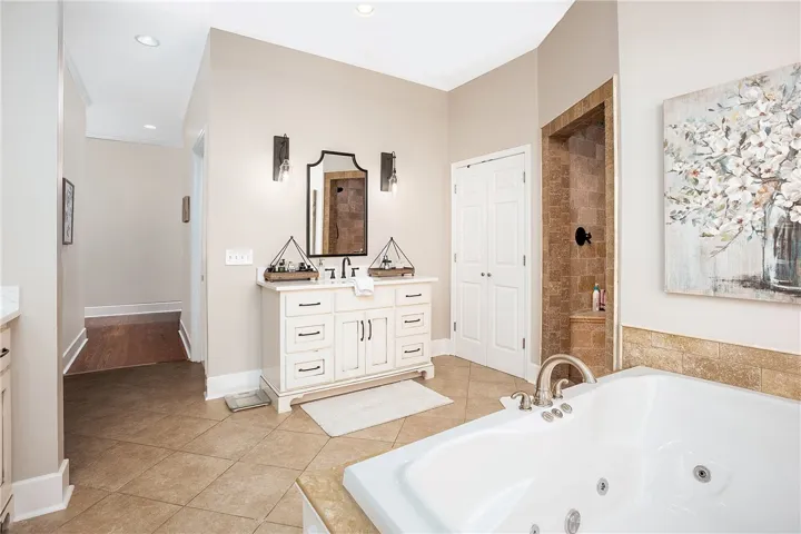 1337 Placid Wood Road, Auburn, Alabama 26830