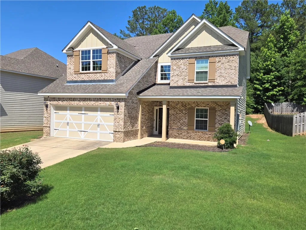 908 Dunkirk Circle!