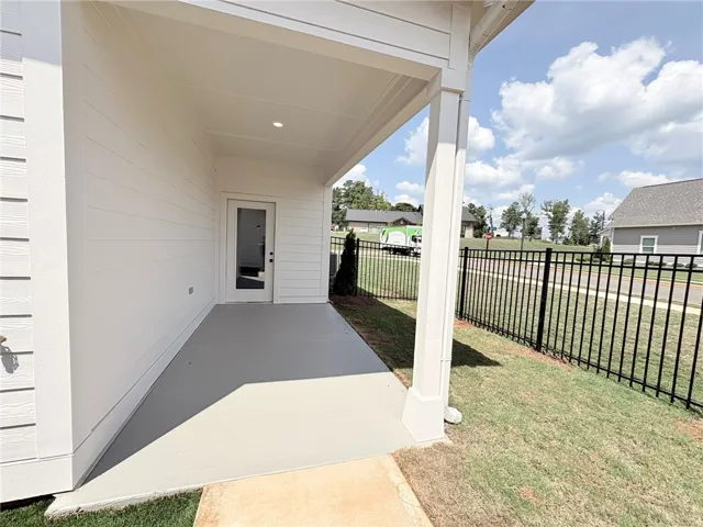 1734 Woodland Pines Lane 259, Auburn, Alabama 36830