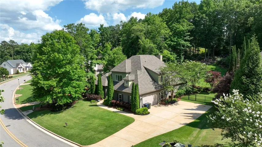 1569 Club Creek Drive, Auburn, Alabama 36862