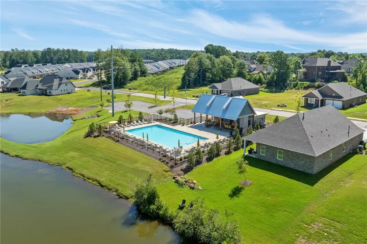 2513 Farmville Lakes Drive, Auburn, Alabama 36830