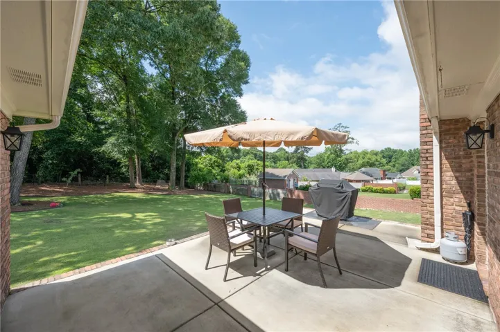 2107 Canter Drive, Phenix City, Alabama 36867