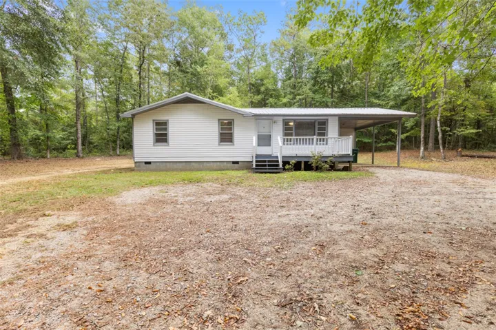 324 Forest Road, Notasulga, Alabama 36866