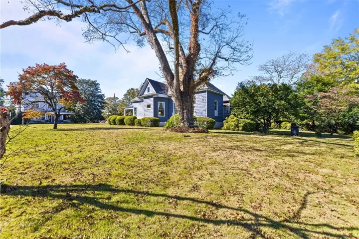 609 Geneva Street, Opelika, Alabama 36801