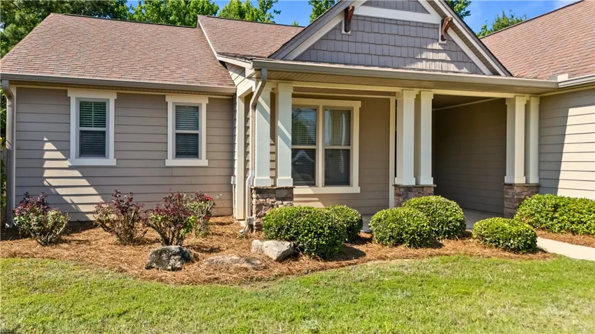 2070 Covey Drive, Auburn, Alabama 36879