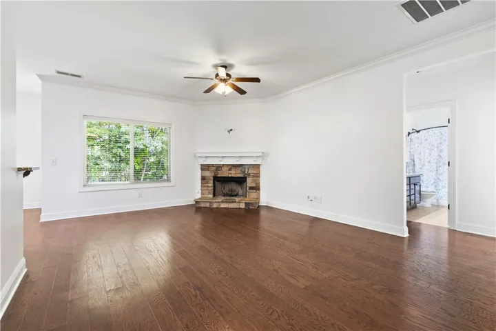 2070 Covey Drive, Auburn, Alabama 36879