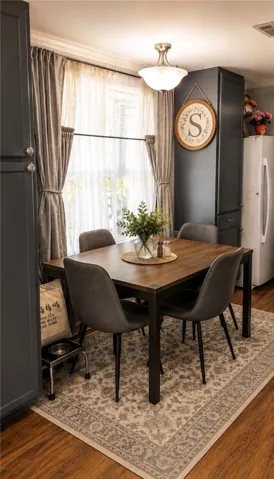 Breakfast nook in front of Bay window