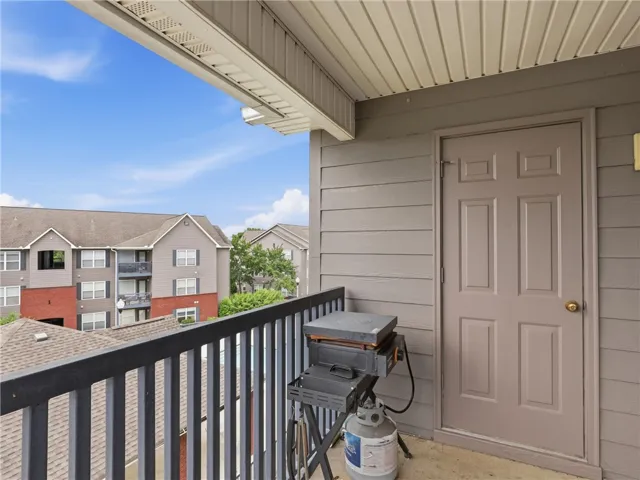 1114 S College Street S 10-303, Auburn, Alabama 36830