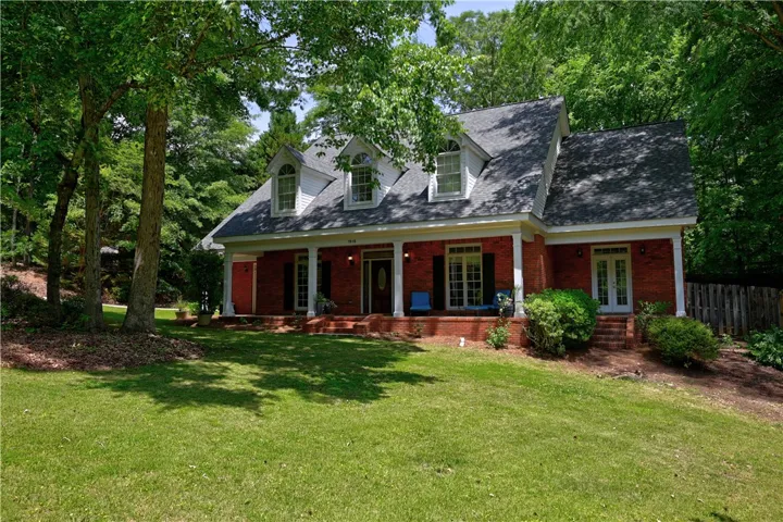 1515 Crossing Way, Auburn, Alabama 36830