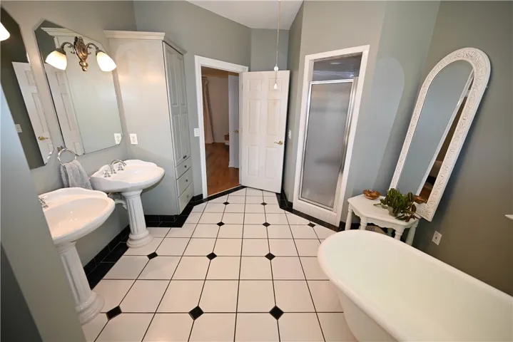1515 Crossing Way, Auburn, Alabama 36830