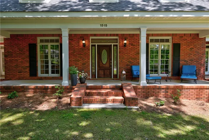 1515 Crossing Way, Auburn, Alabama 36830