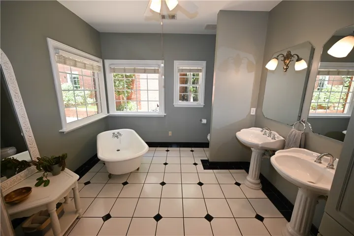 1515 Crossing Way, Auburn, Alabama 36830