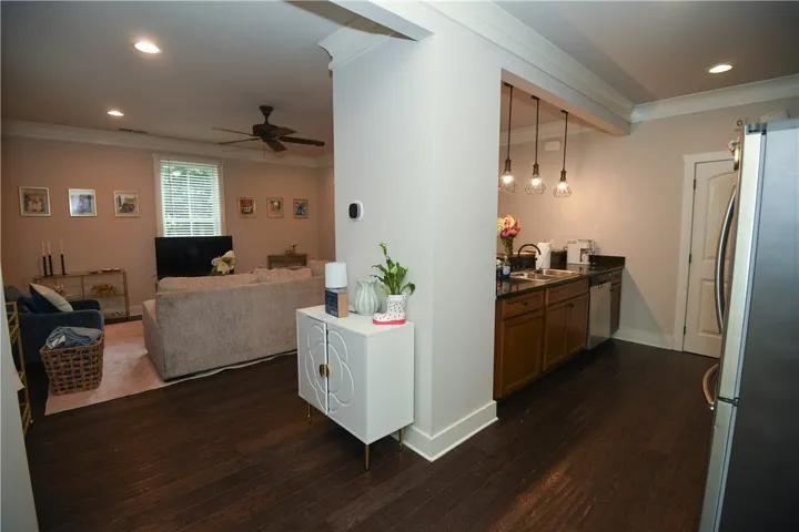 650 Dekalb N/a 1080, Auburn, Alabama 36830