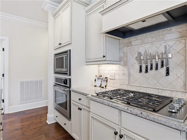 1230 Weatherford Street, Auburn, Alabama 36830