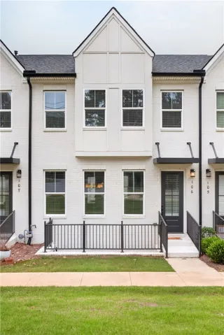 2106 Moores Mill Road 106, Auburn, Alabama 36830
