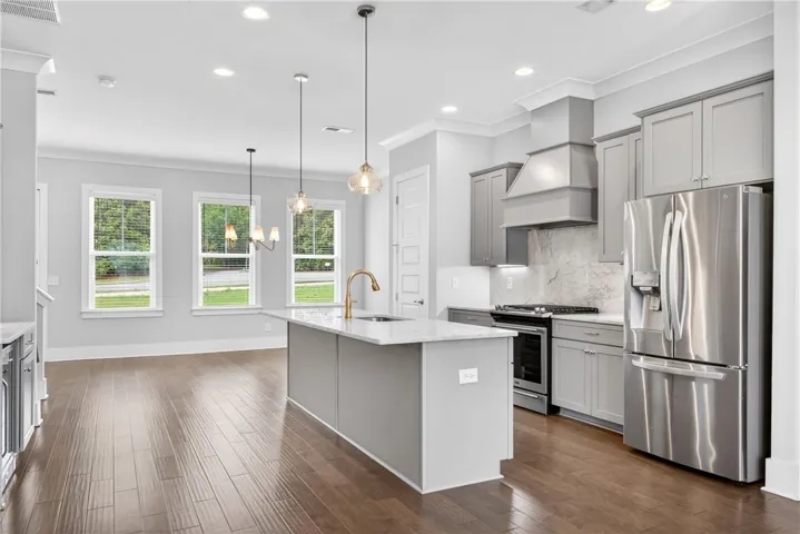 2106 Moores Mill Road 106, Auburn, Alabama 36830