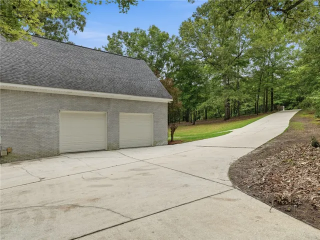 8882 Tara Lane, Auburn, Alabama 36830
