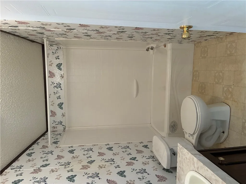 Second bathroom