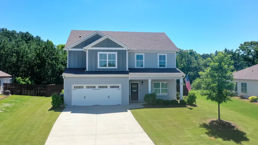 You'll love the well-maintained exterior.