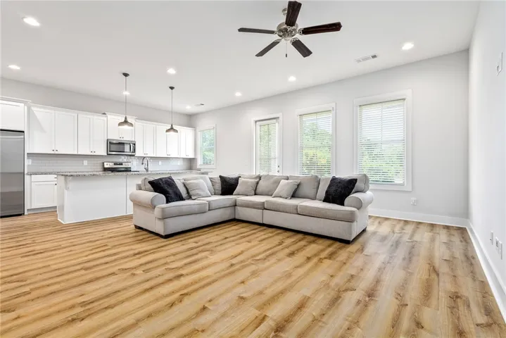 611 Cameron Court, Auburn, Alabama 36830