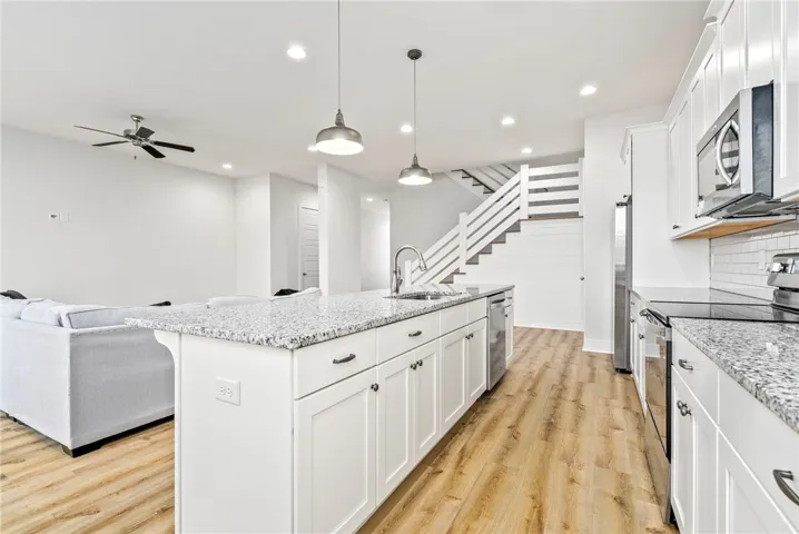 611 Cameron Court, Auburn, Alabama 36830