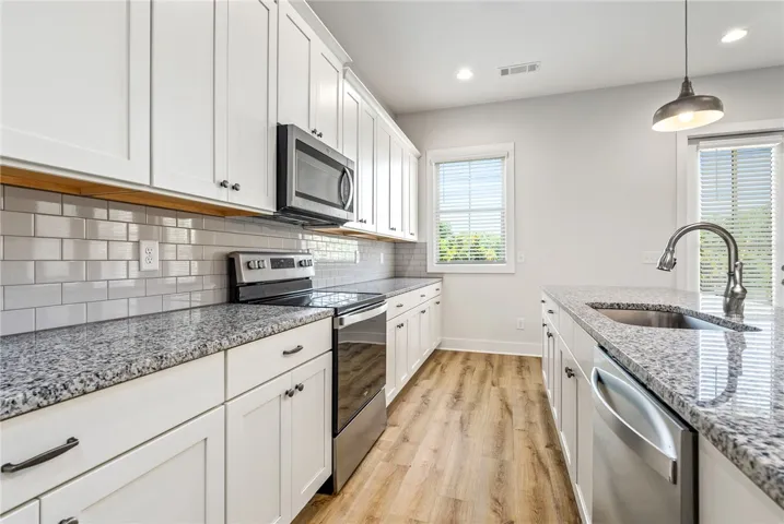 611 Cameron Court, Auburn, Alabama 36830