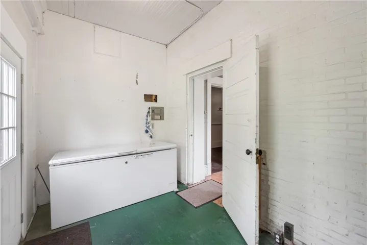 483 Holley Street, Camp Hill, Alabama 36850