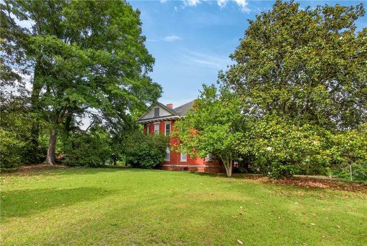 483 Holley Street, Camp Hill, Alabama 36850