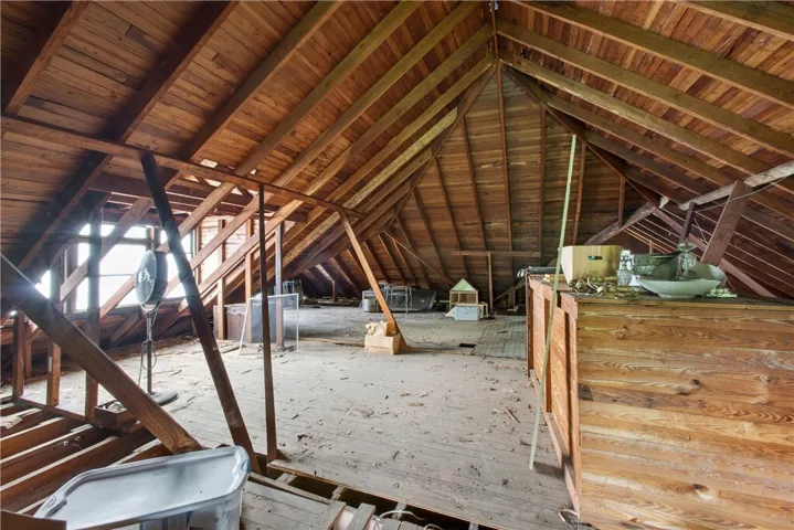483 Holley Street, Camp Hill, Alabama 36850