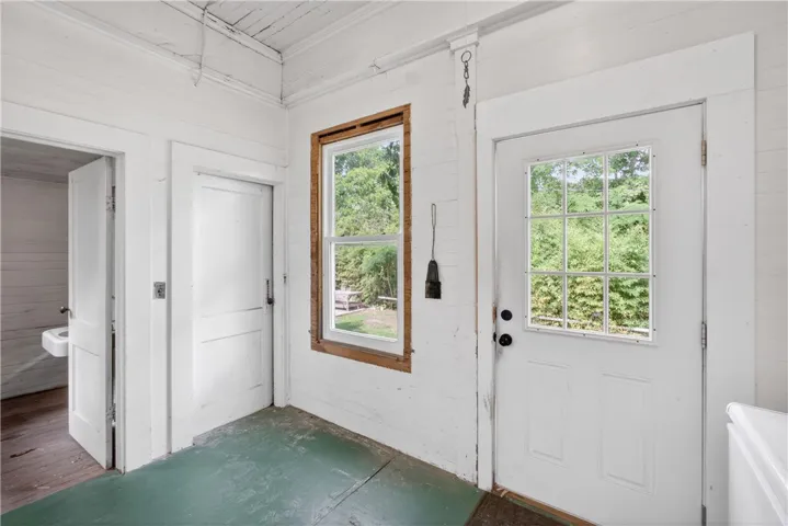483 Holley Street, Camp Hill, Alabama 36850