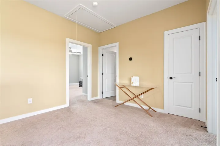 602 Grey Oak Circle, Auburn, Alabama 36830