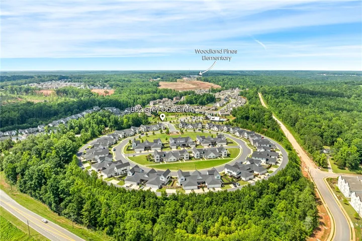 602 Grey Oak Circle, Auburn, Alabama 36830