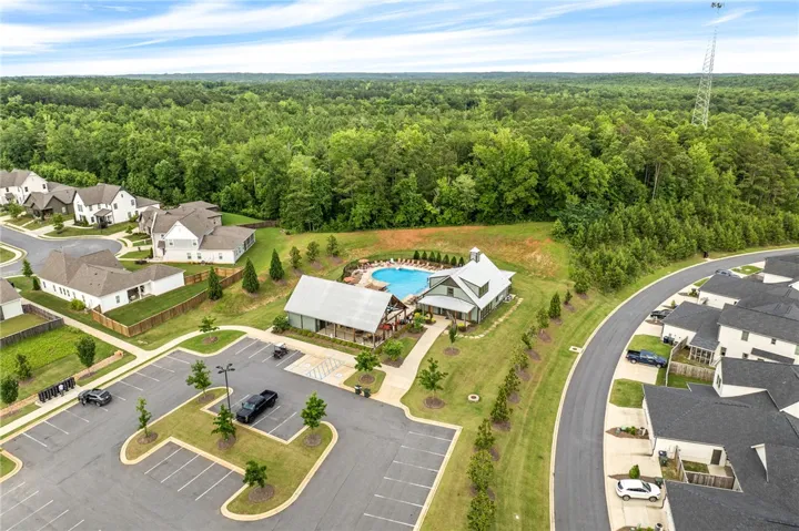 602 Grey Oak Circle, Auburn, Alabama 36830