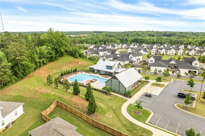 602 Grey Oak Circle, Auburn, Alabama 36830