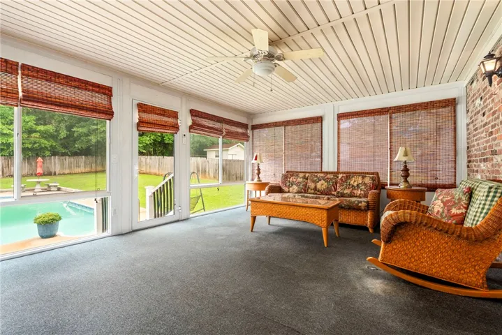 304 S 17th Avenue, Lanett, Alabama 36863