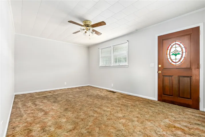304 S 17th Avenue, Lanett, Alabama 36863