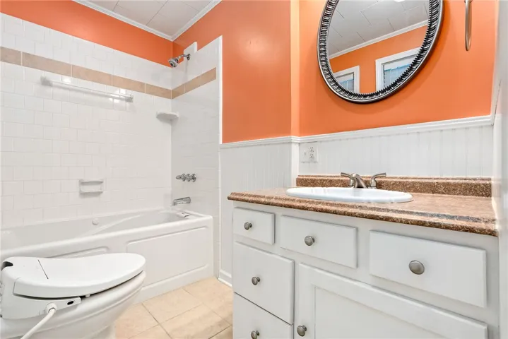 304 S 17th Avenue, Lanett, Alabama 36863
