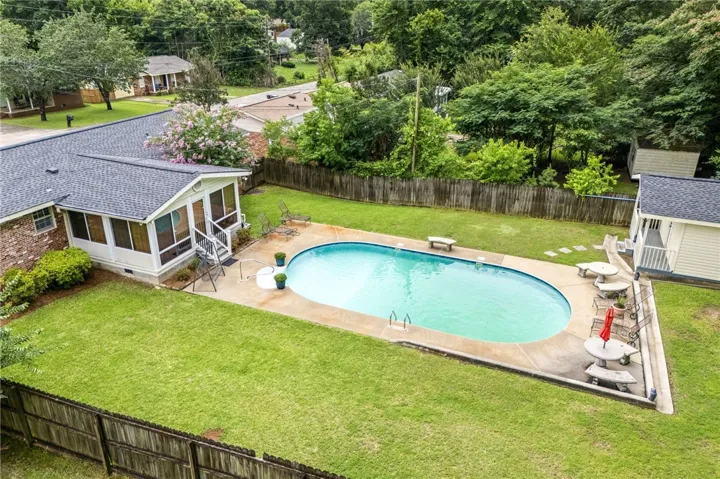 304 S 17th Avenue, Lanett, Alabama 36863