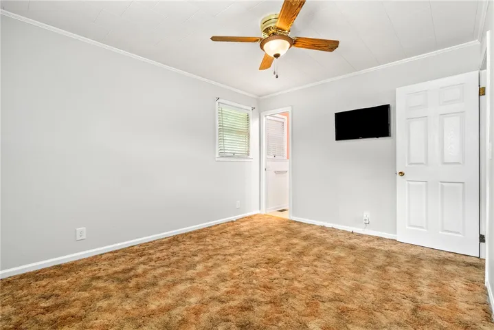 304 S 17th Avenue, Lanett, Alabama 36863