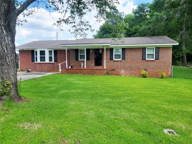 1835 66th Avenue Sw, Lanett, Alabama 36863