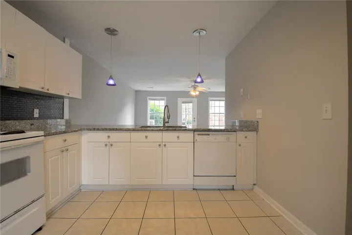 1477 N Donahue Drive 1706, Auburn, Alabama 36830